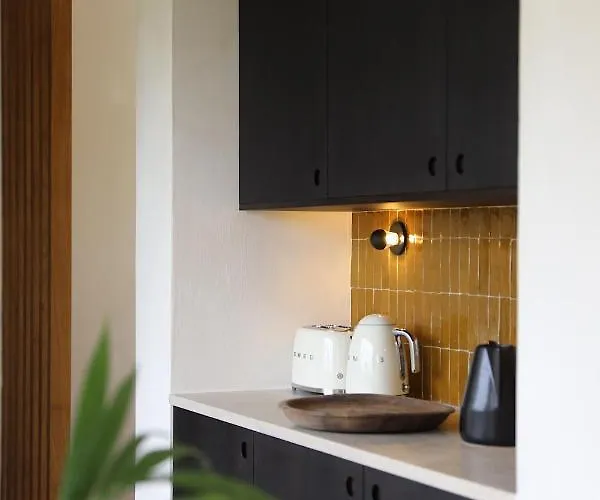 Gasthuis Maison D'hote Les Grands Chenes 3*